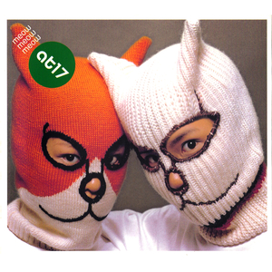 四肢被固定憋尿捂住肚子
